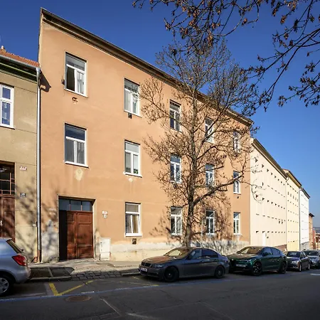 Red Hill Styrice * Brno
